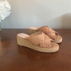 COPY - Jack Rogers Natural Wedge - Size 5 (with box)